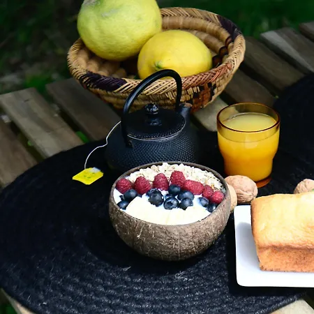 Olea & Multidisciplinary Space 피에드라스 블랑카스